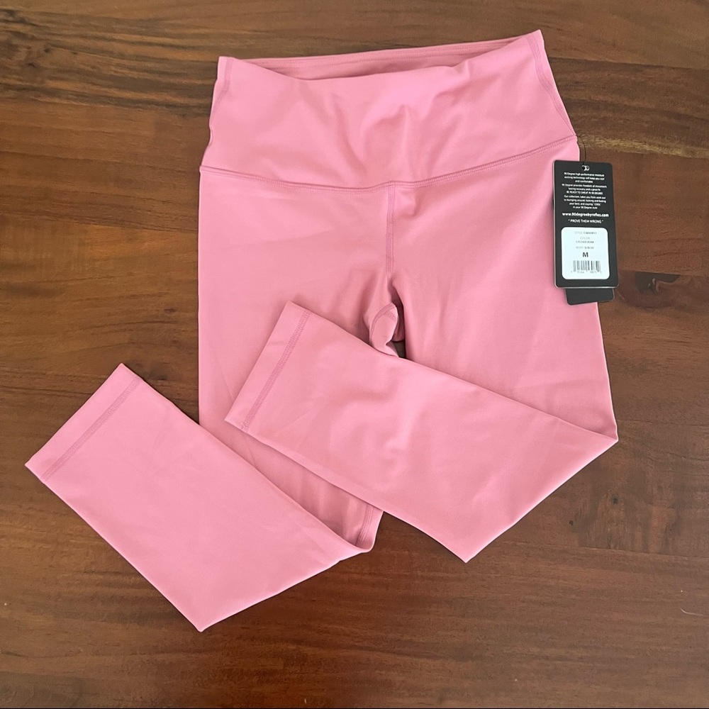 90 Degree Athletic Leggings NWT Size M